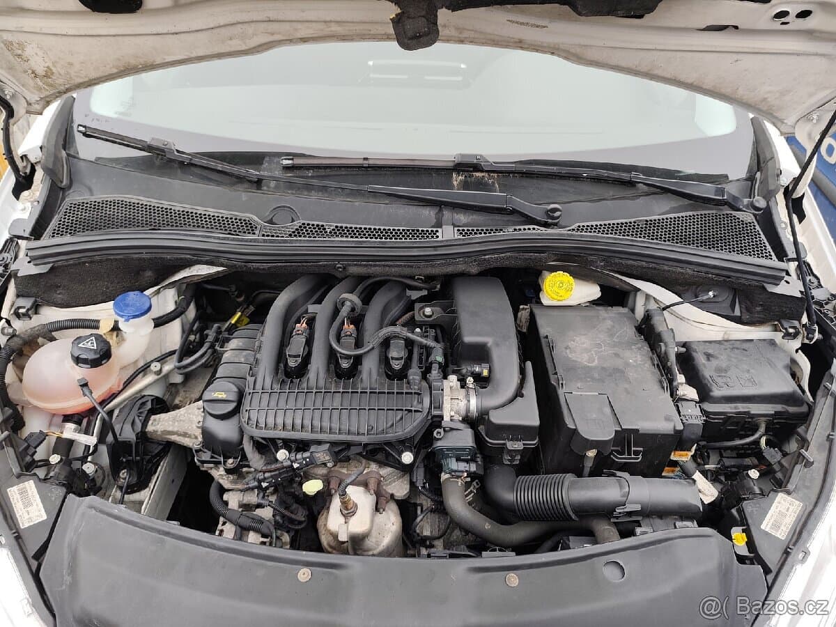 2019 Peugeot 208 - 14