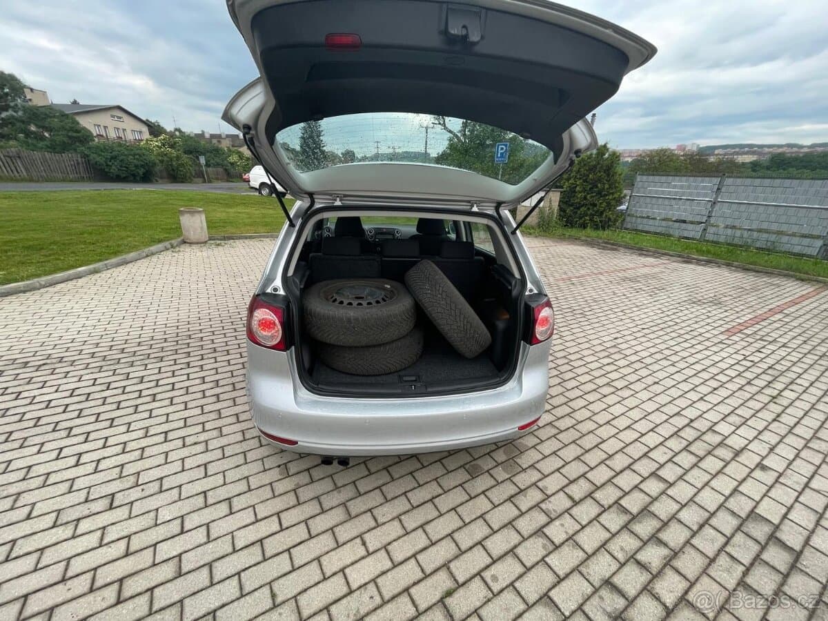 2009 Volkswagen GOLF - 14