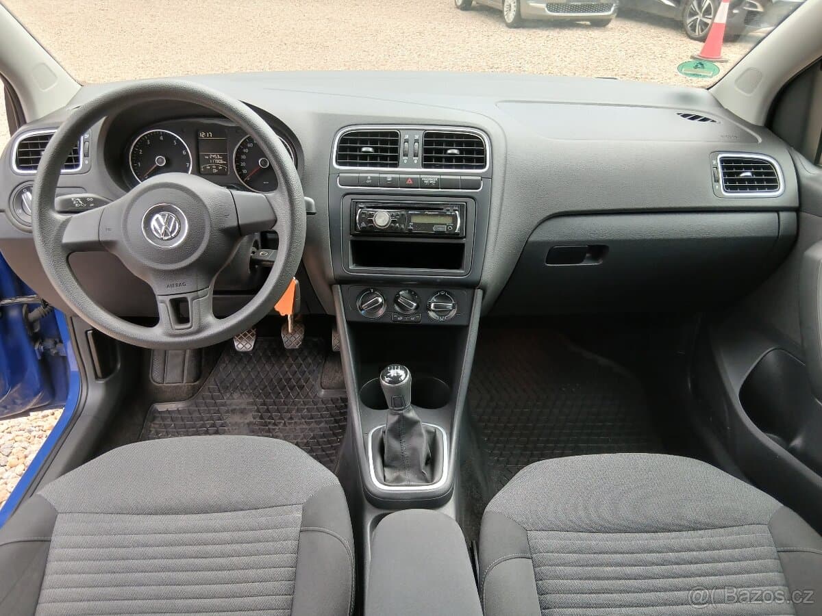 Volkswagen POLO - 14