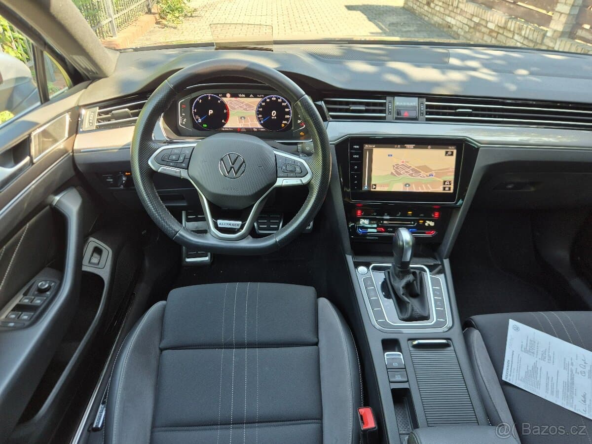 2022 Volkswagen PASSAT - 14