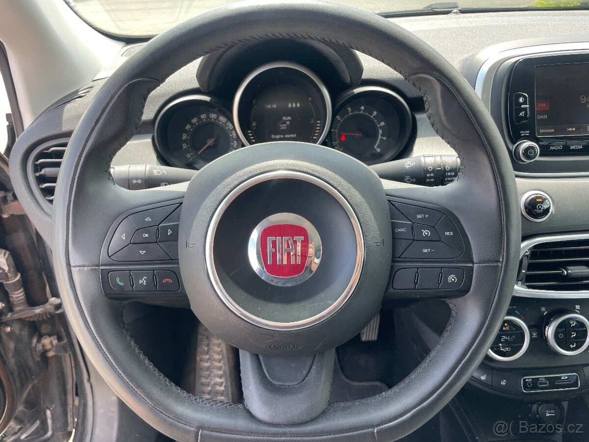 2015 Fiat 500X - 14