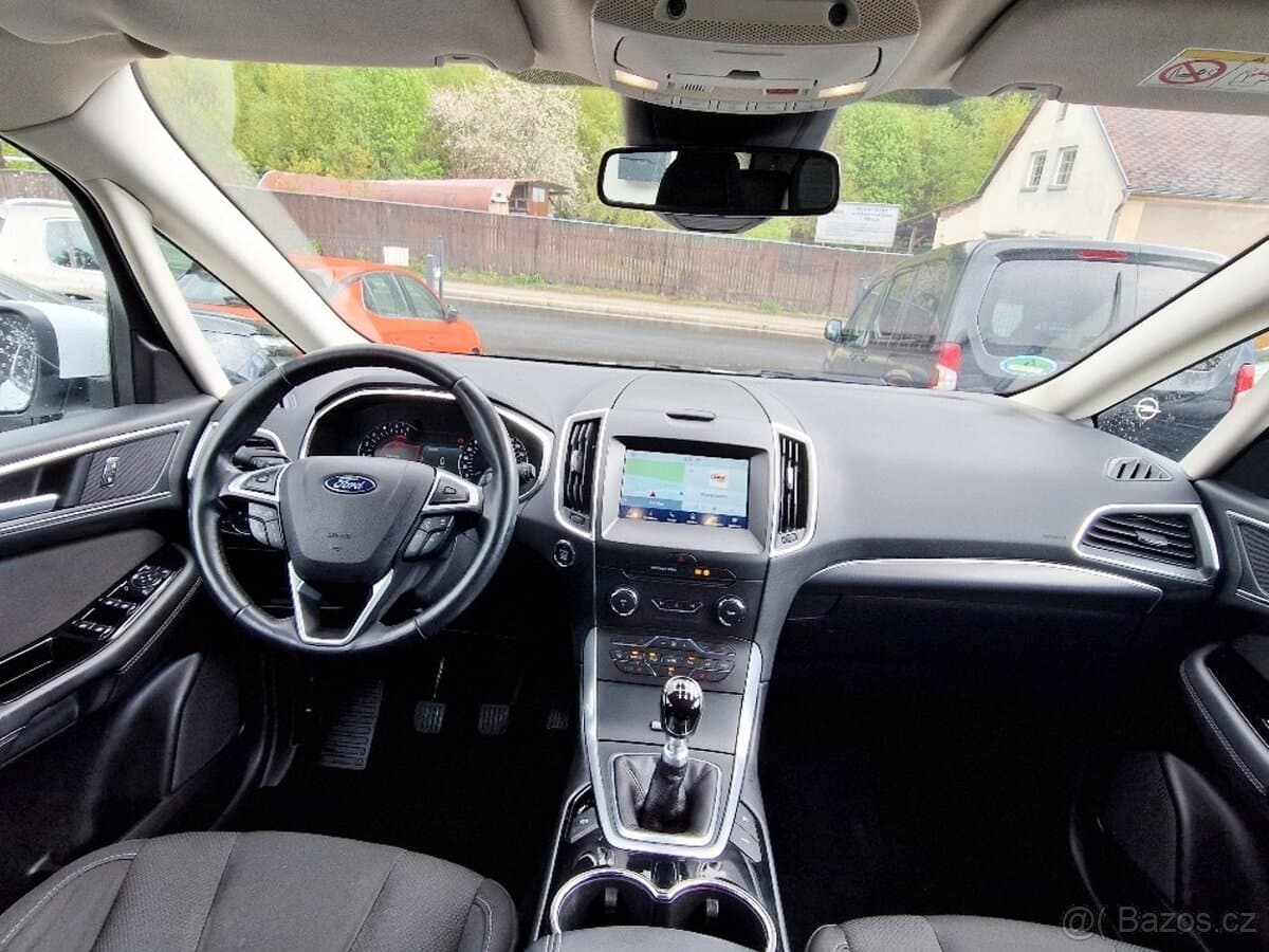 2021 Ford S-MAX - 14
