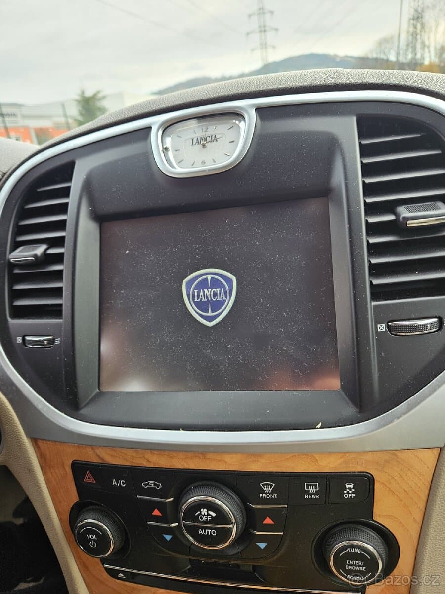 2013 Lancia THEMA - 14