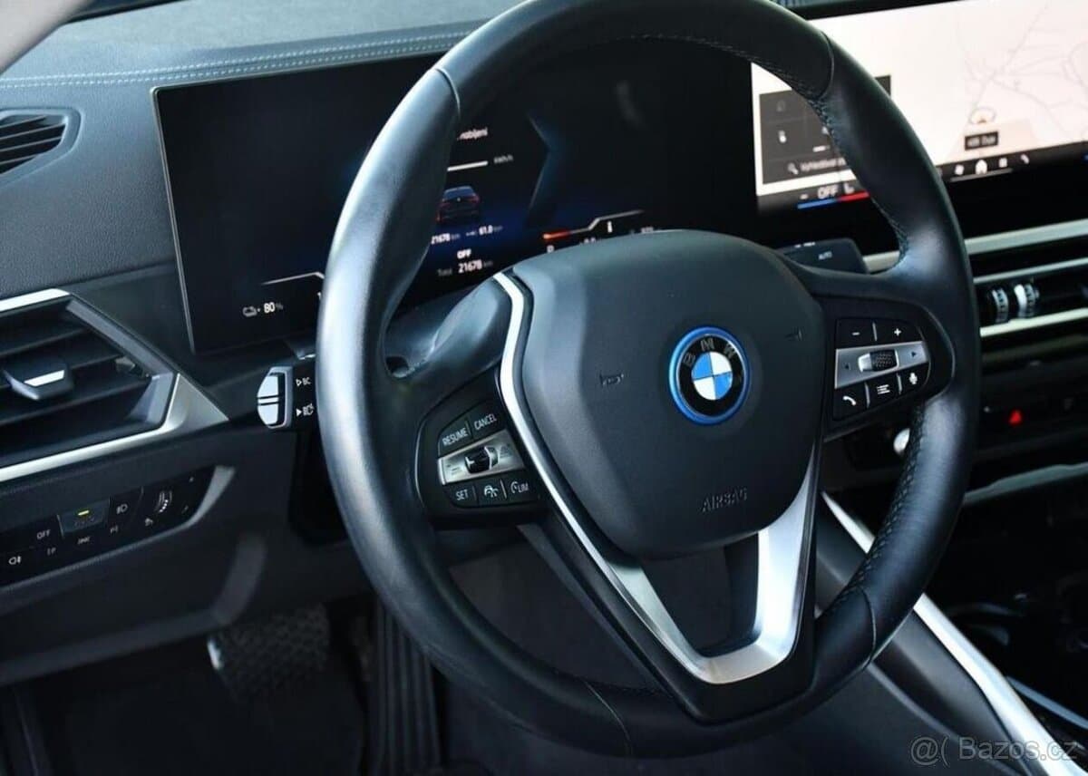 2023 BMW i4 - 14