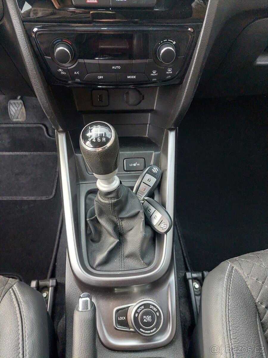 2019 Suzuki VITARA - 14