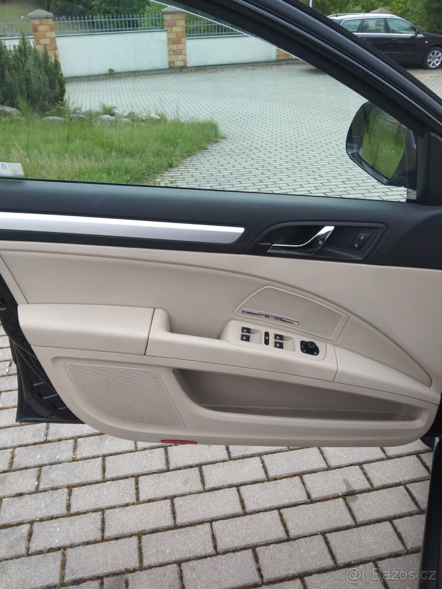 2012 Škoda SUPERB - 14