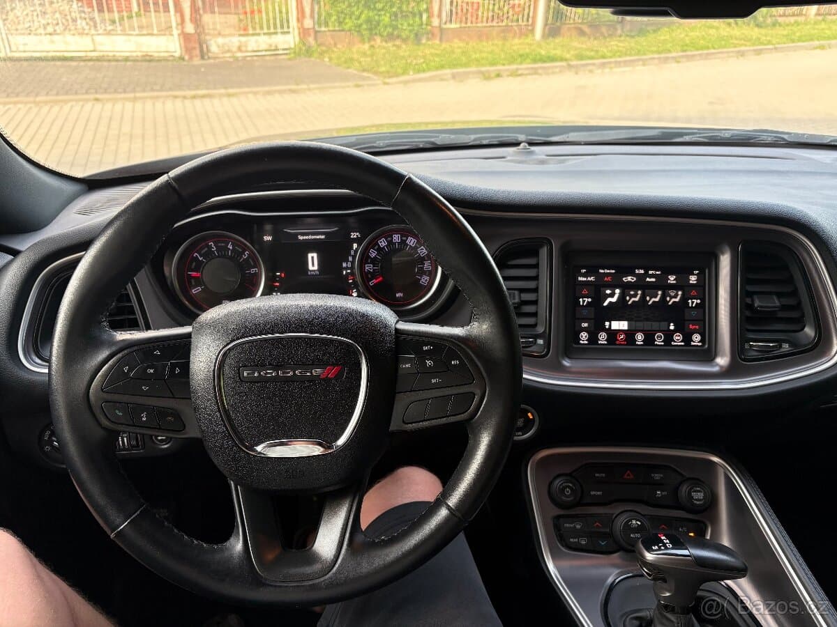 2020 Dodge CHALLENGER - 14