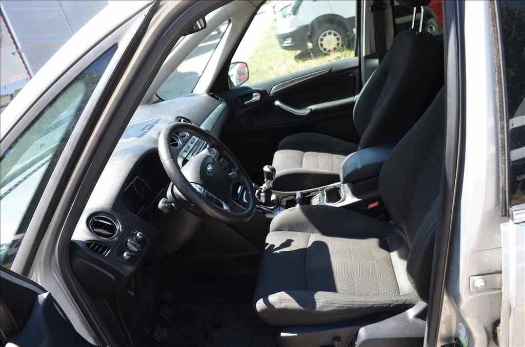 2011 Ford GALAXY - 14