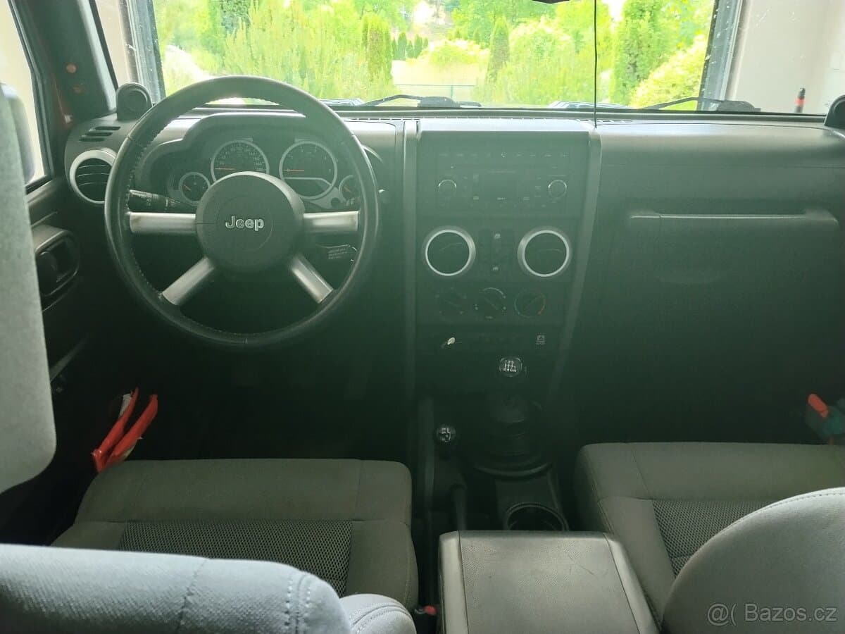 2010 Jeep WRANGLER - 14