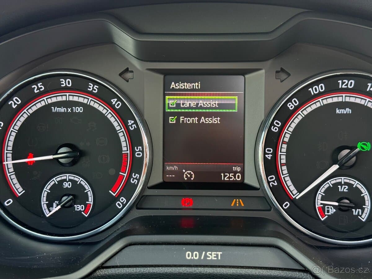 2018 Škoda OCTAVIA - 14
