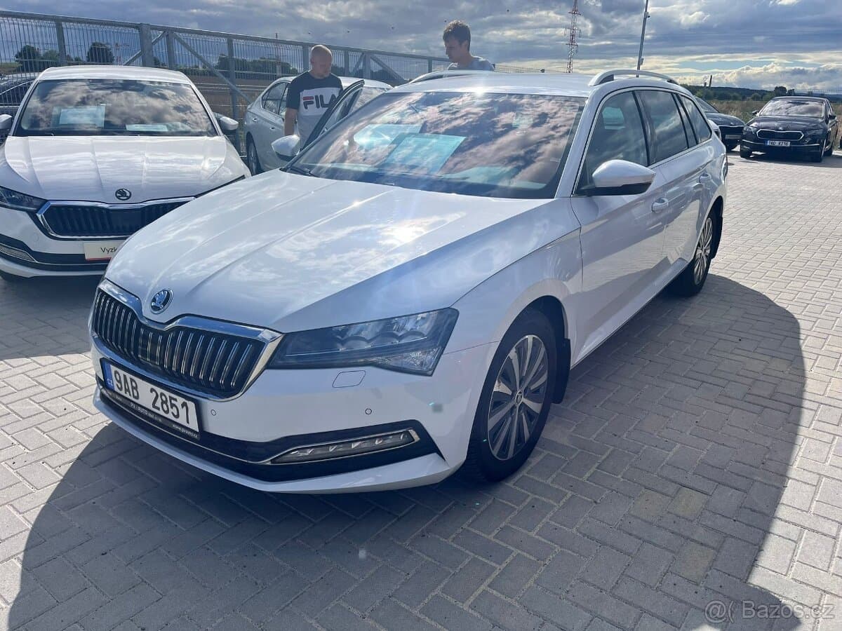 2022 Škoda SUPERB - 14