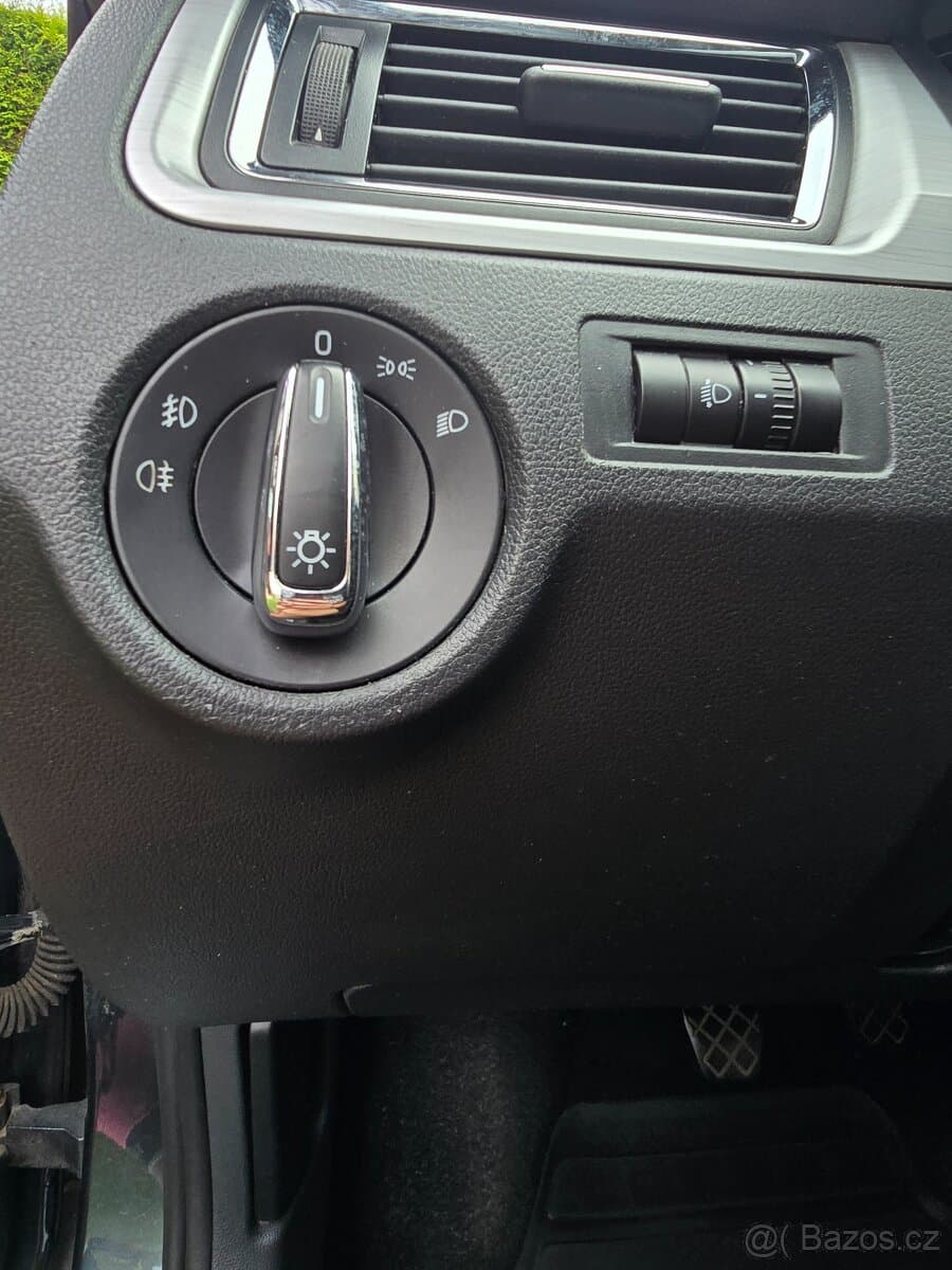 2015 Škoda RAPID - 14