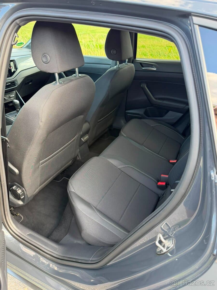 2018 Volkswagen POLO - 14