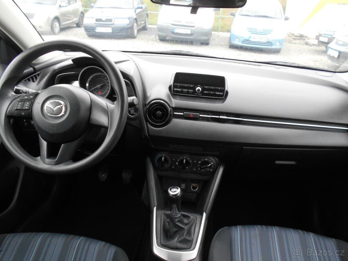 2016 Mazda 2 - 14