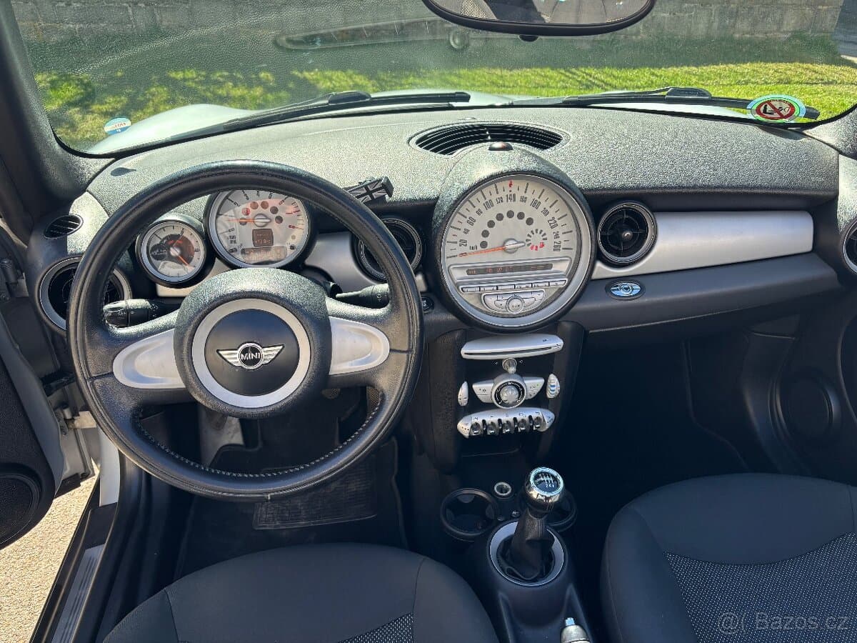 2009 Mini COOPER - 14