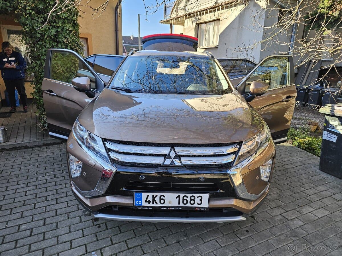 2019 Mitsubishi OSTATNÍ - 14