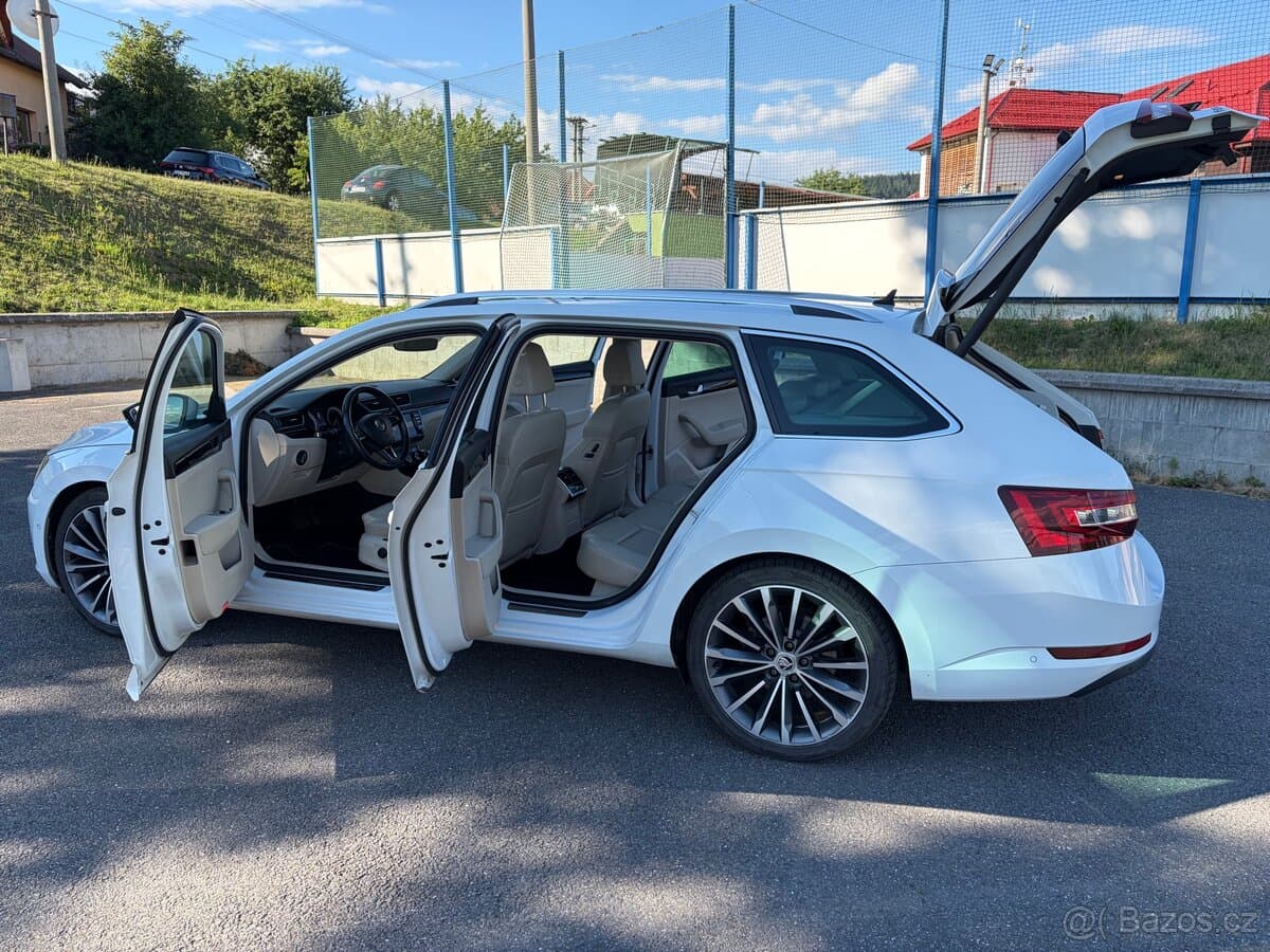 2016 Škoda SUPERB - 14