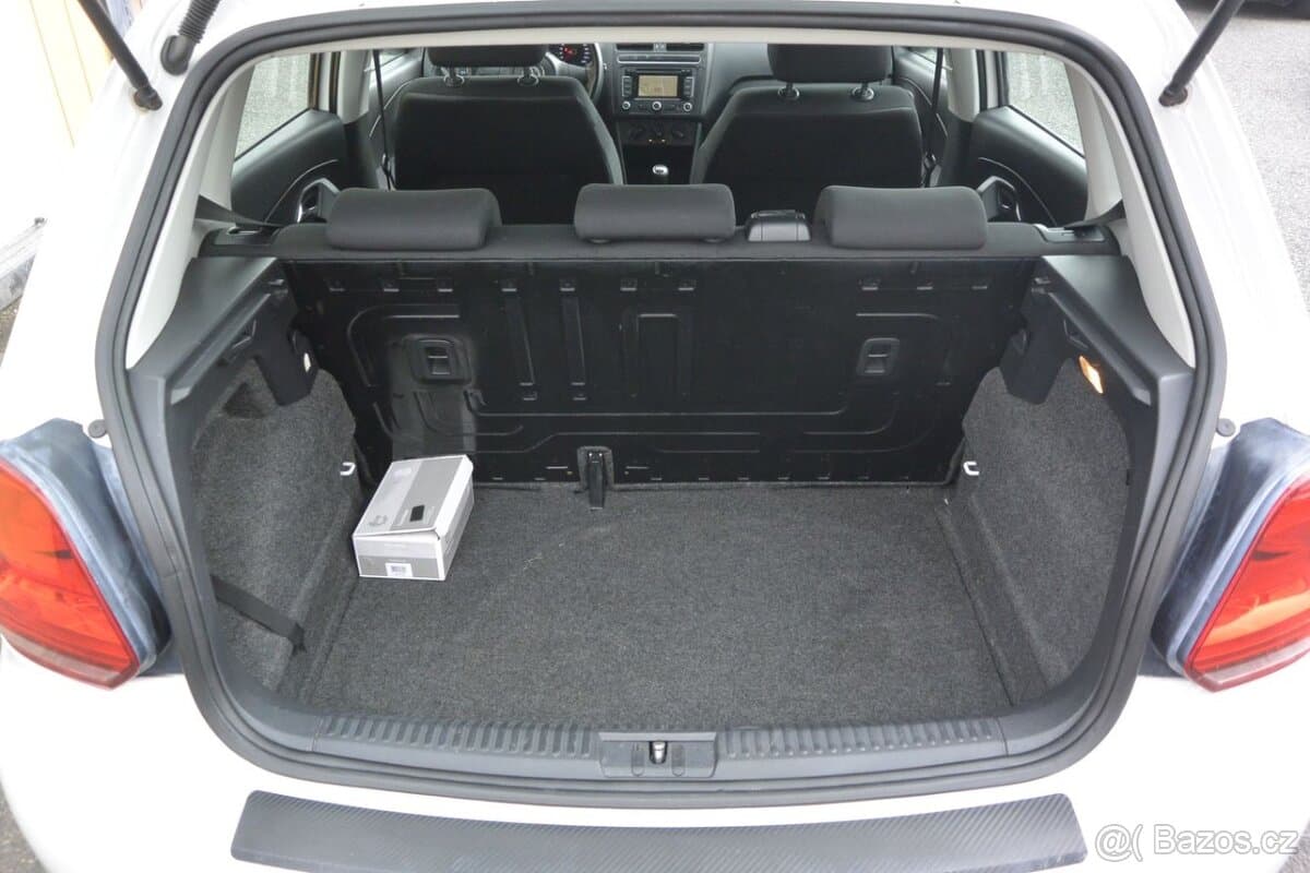 2013 Volkswagen POLO - 14