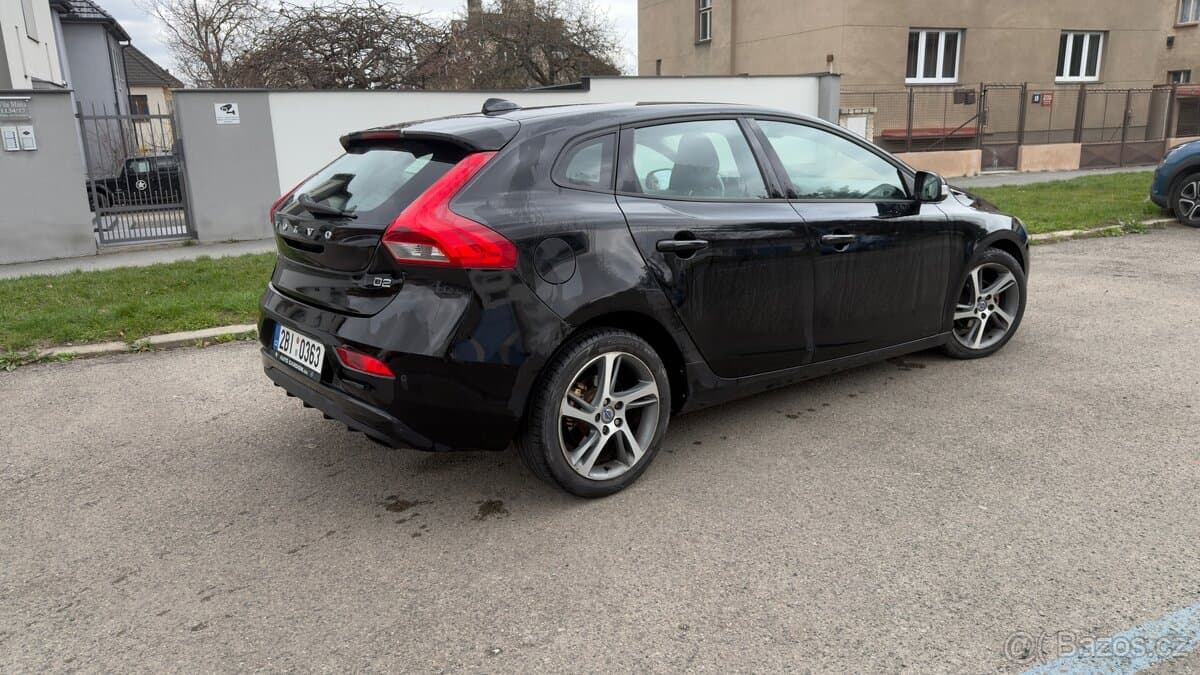 2014 Volvo V40 - 14