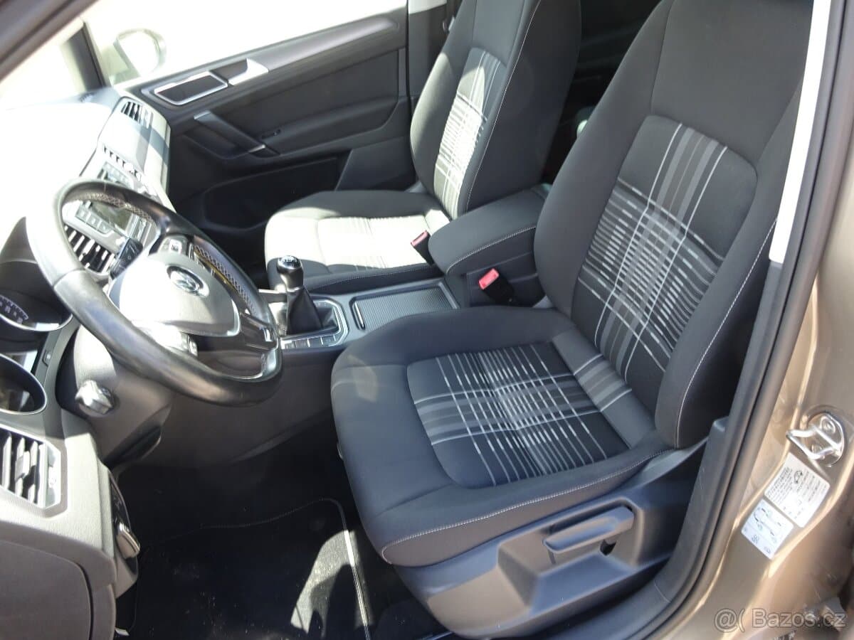 2015 Volkswagen OSTATNÍ - 14