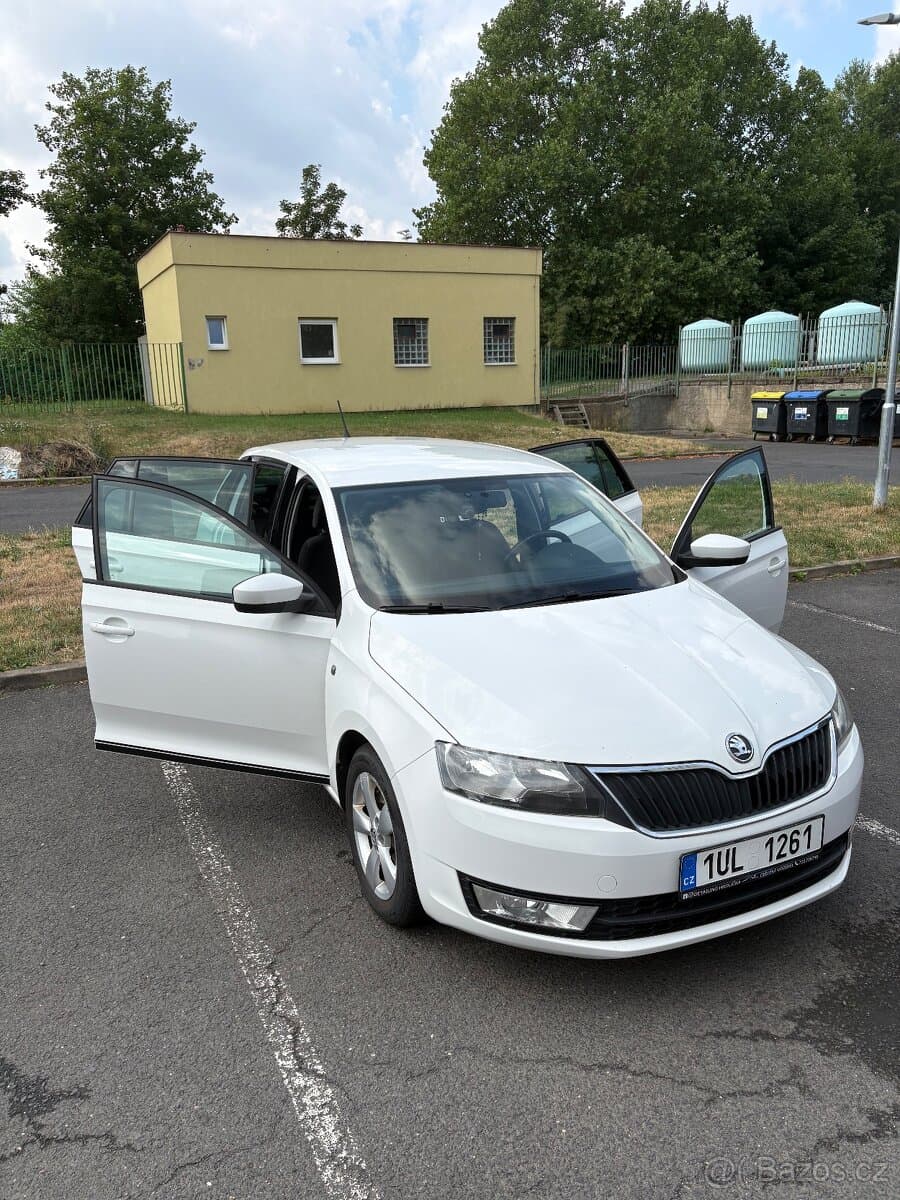 2014 Škoda RAPID - 14