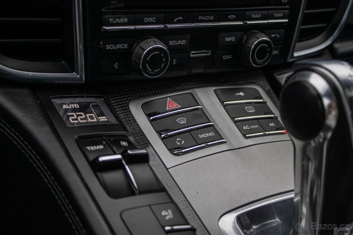 2010 Porsche PANAMERA - 14