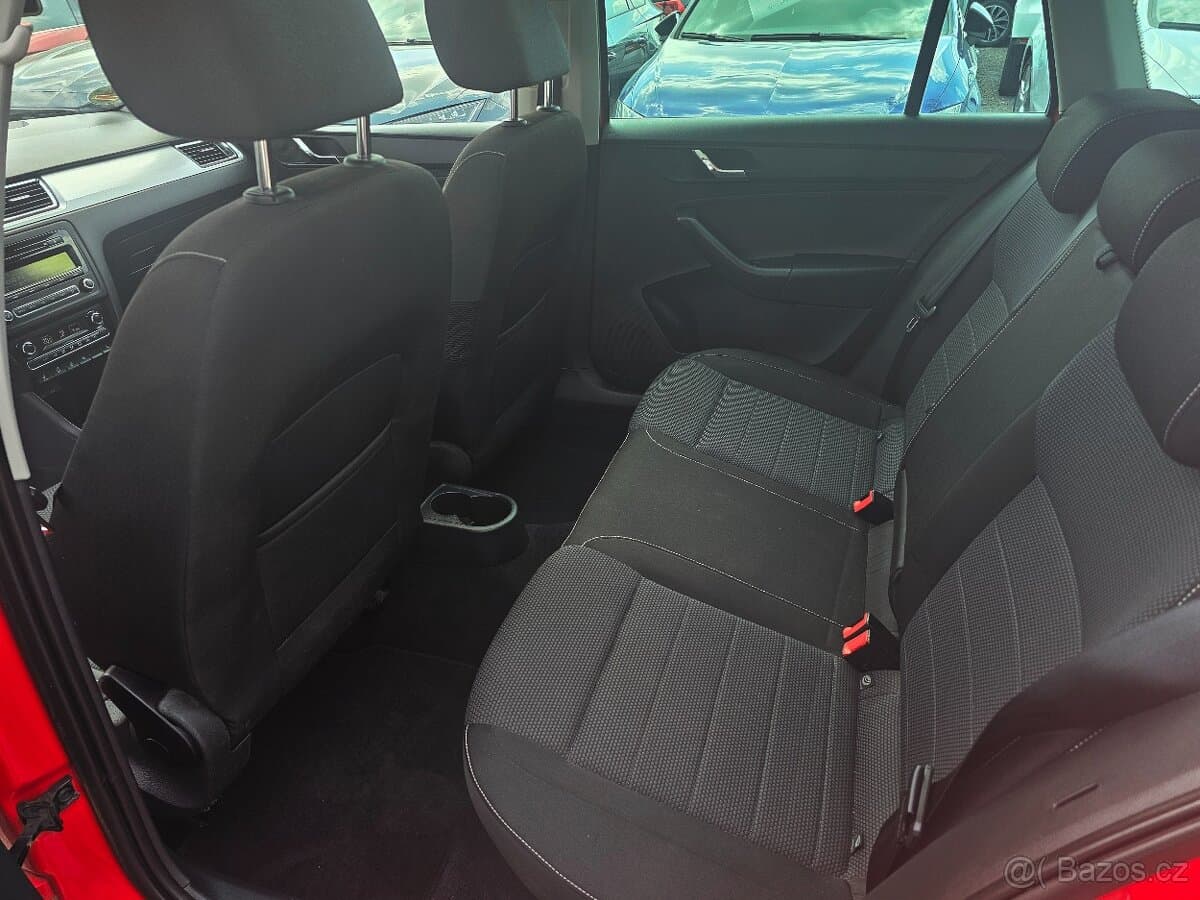 2014 Škoda RAPID - 14