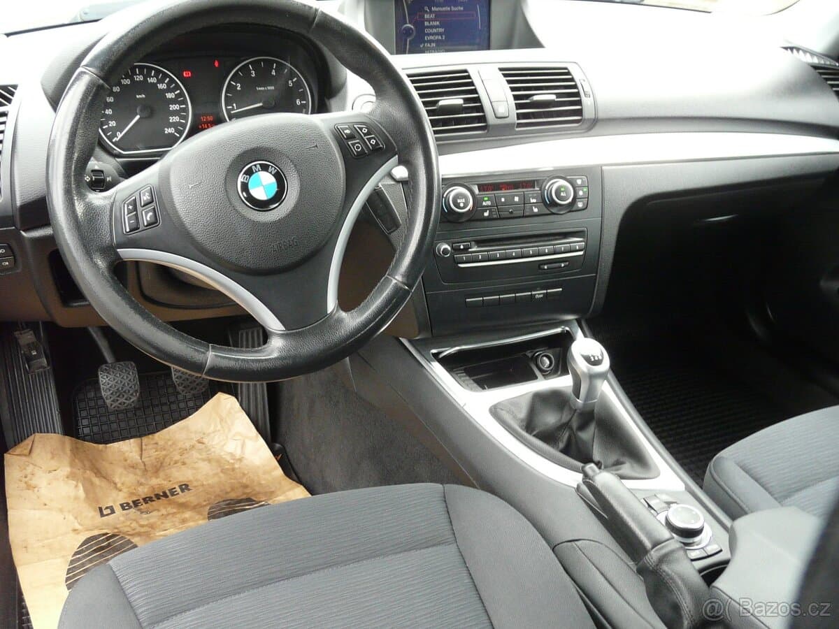 2011 BMW 1-SERIES - 14