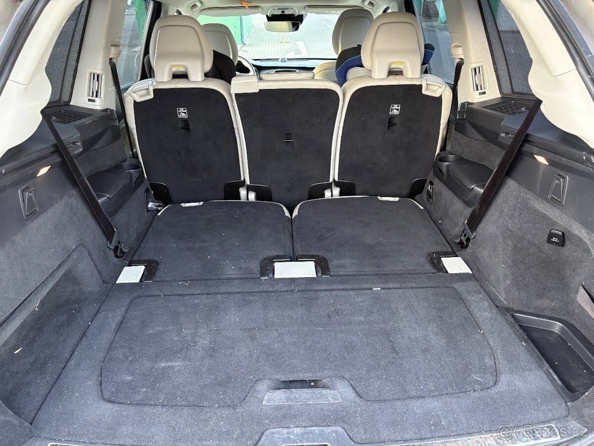 2016 Volvo XC90 - 14