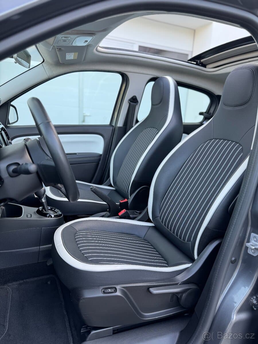 2021 Renault TWINGO - 14