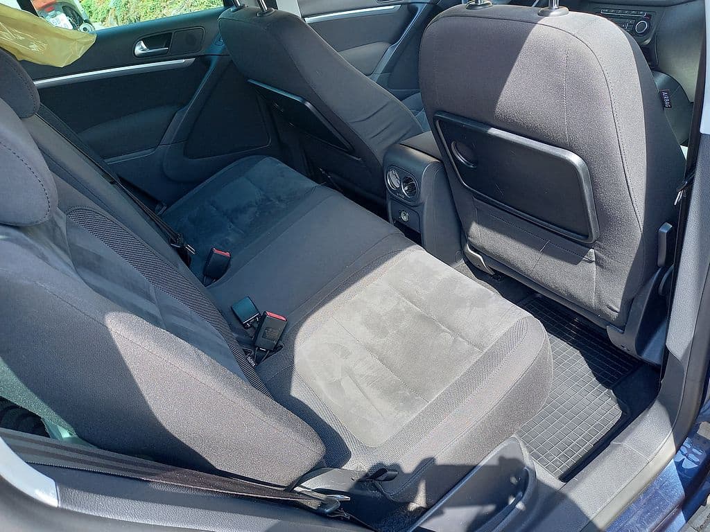 2012 Volkswagen TIGUAN - 14