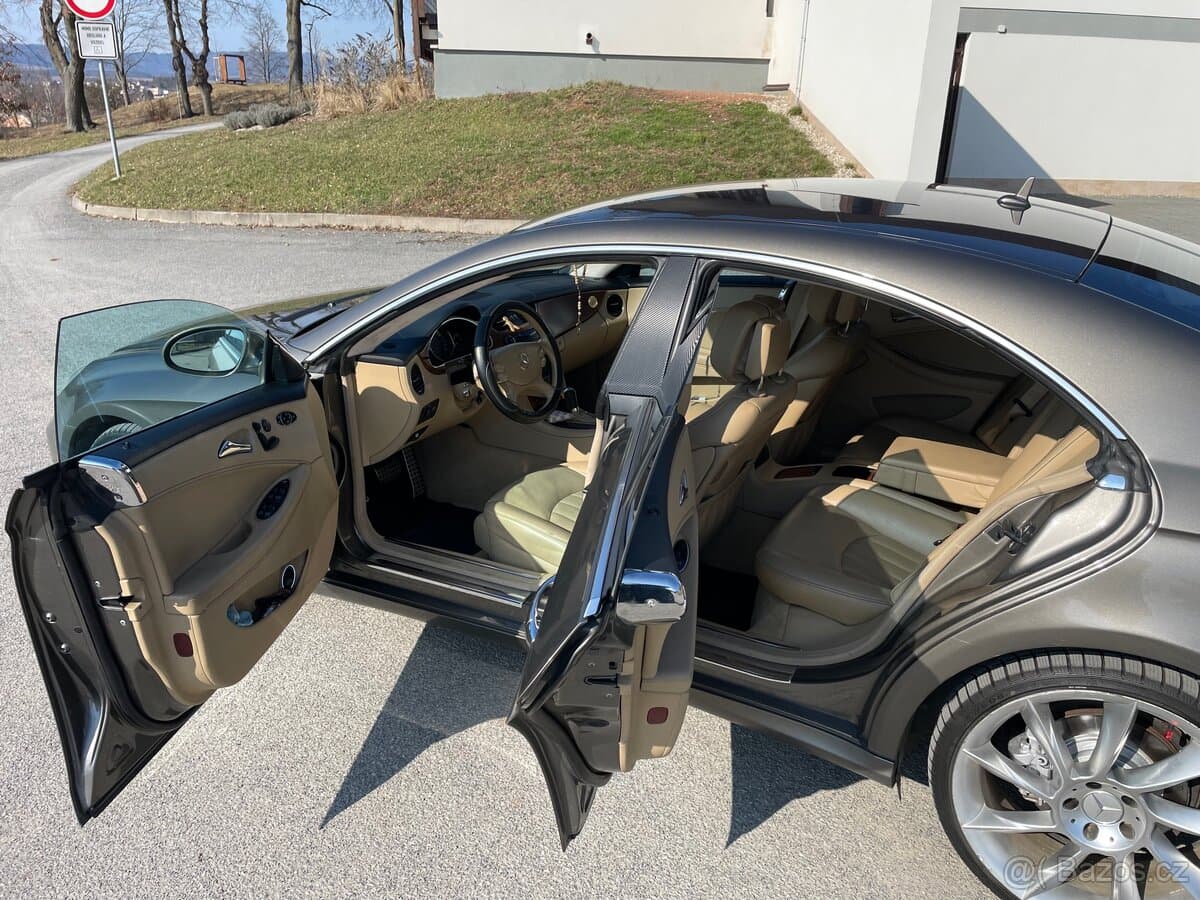 2007 Mercedes-Benz CLS - 14