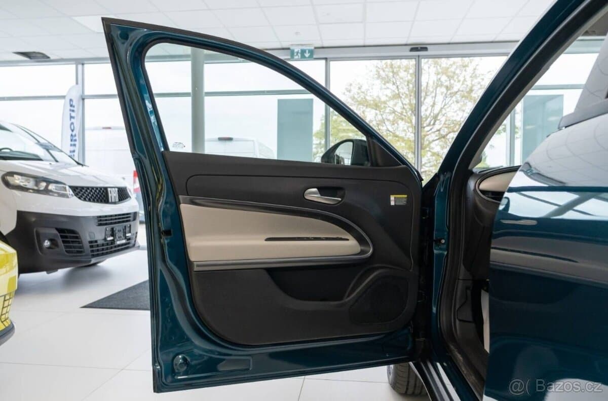 2024 Fiat 600 - 14
