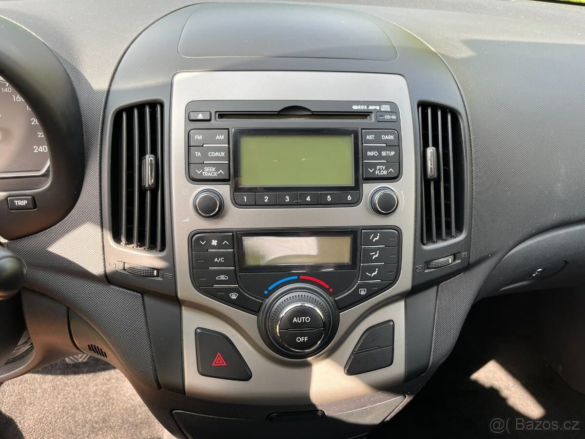 2010 Hyundai i30 - 14