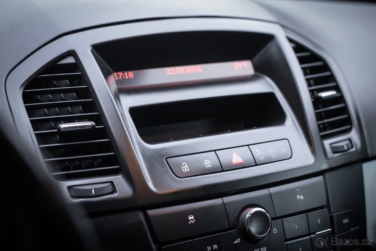 2012 Opel INSIGNIA - 14