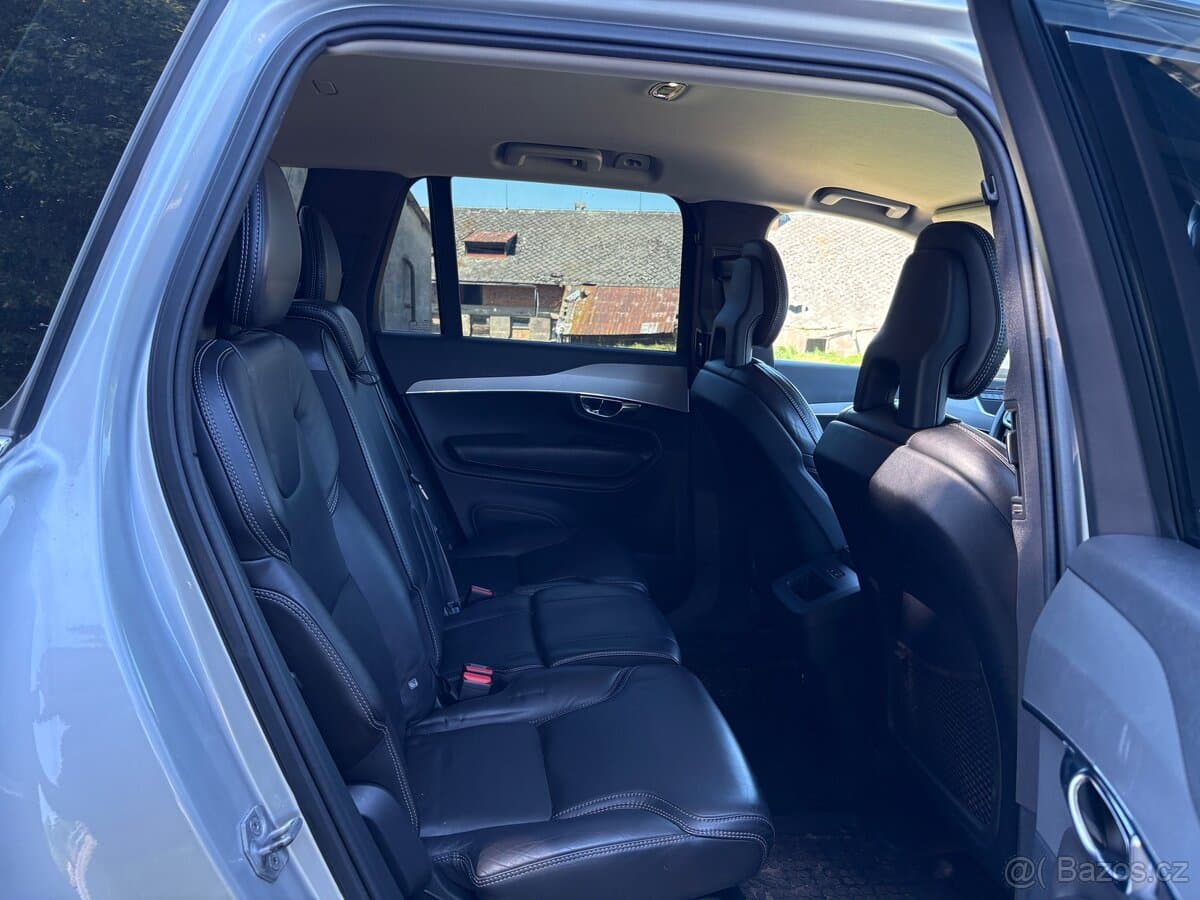 Volvo XC90 - 14