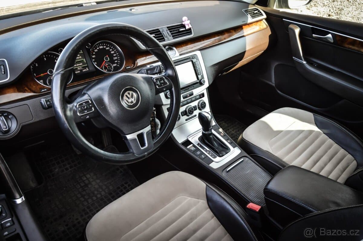 2014 Volkswagen PASSAT - 14
