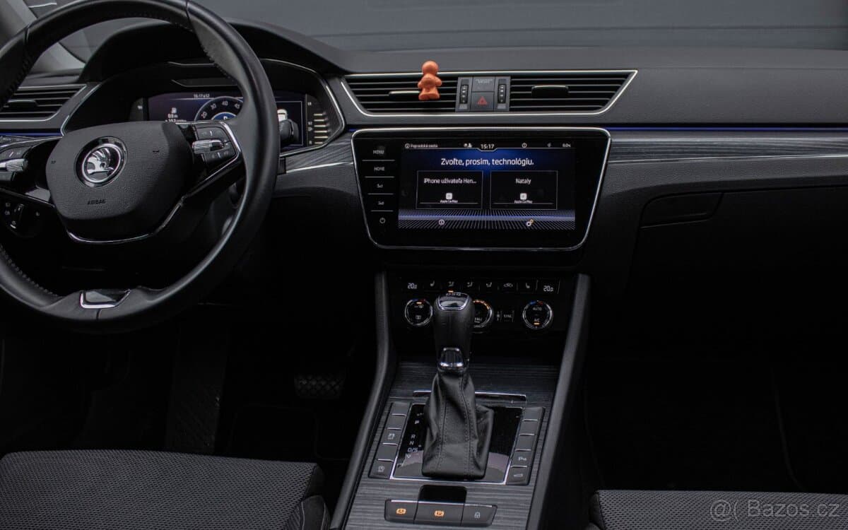 2021 Škoda SUPERB - 14