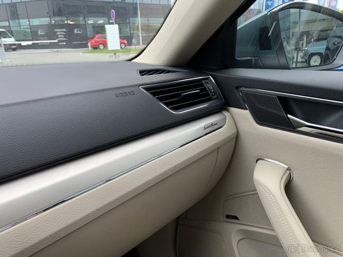 2023 Škoda SUPERB - 14