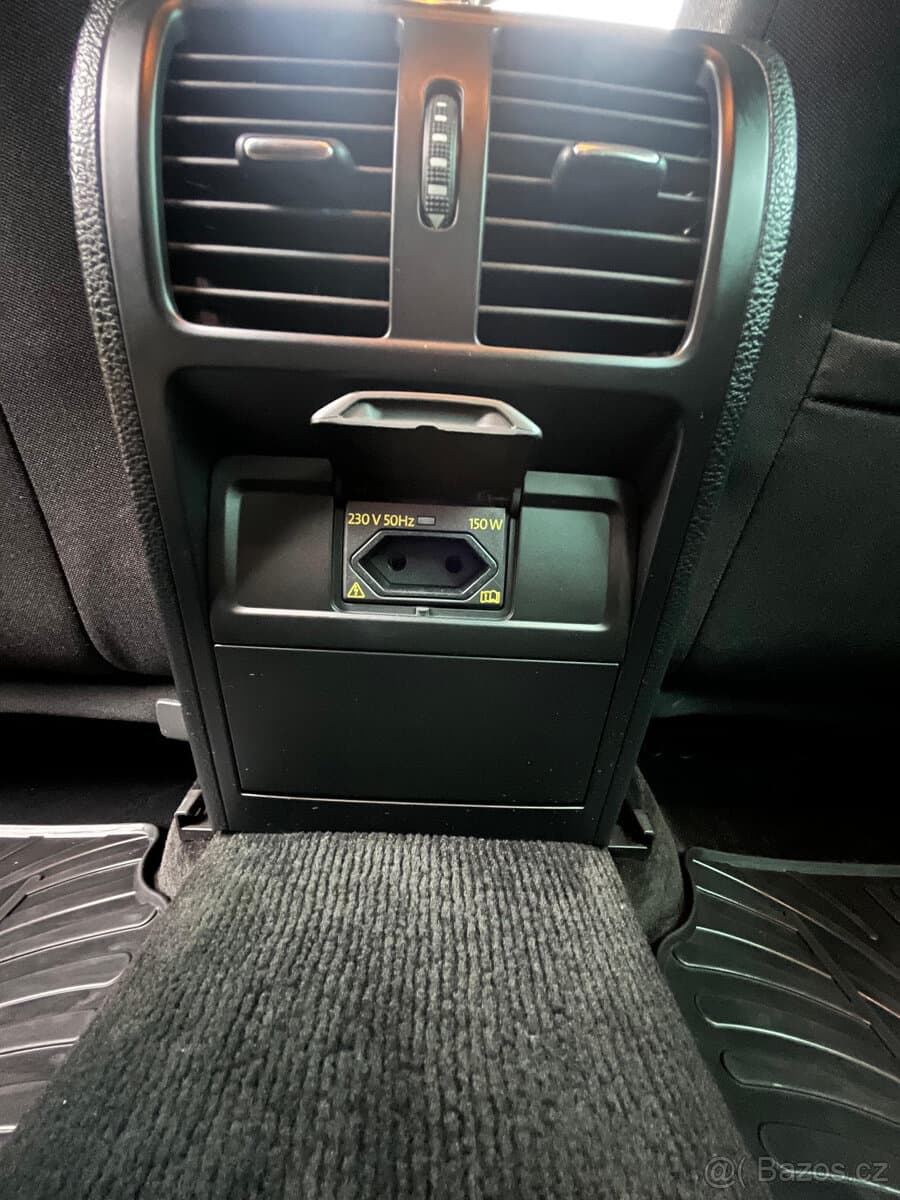 2011 Volkswagen PASSAT - 14