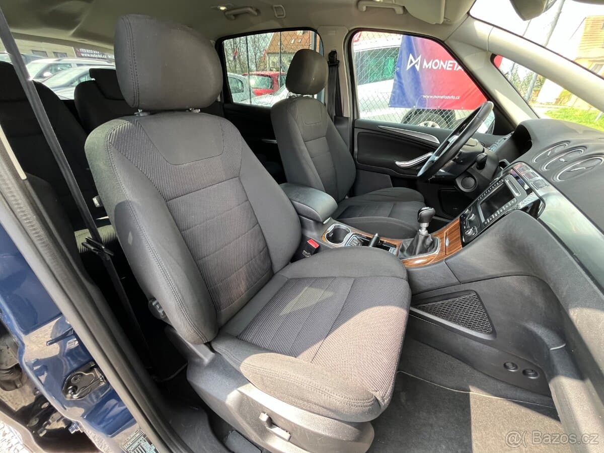 2011 Ford S-MAX - 14