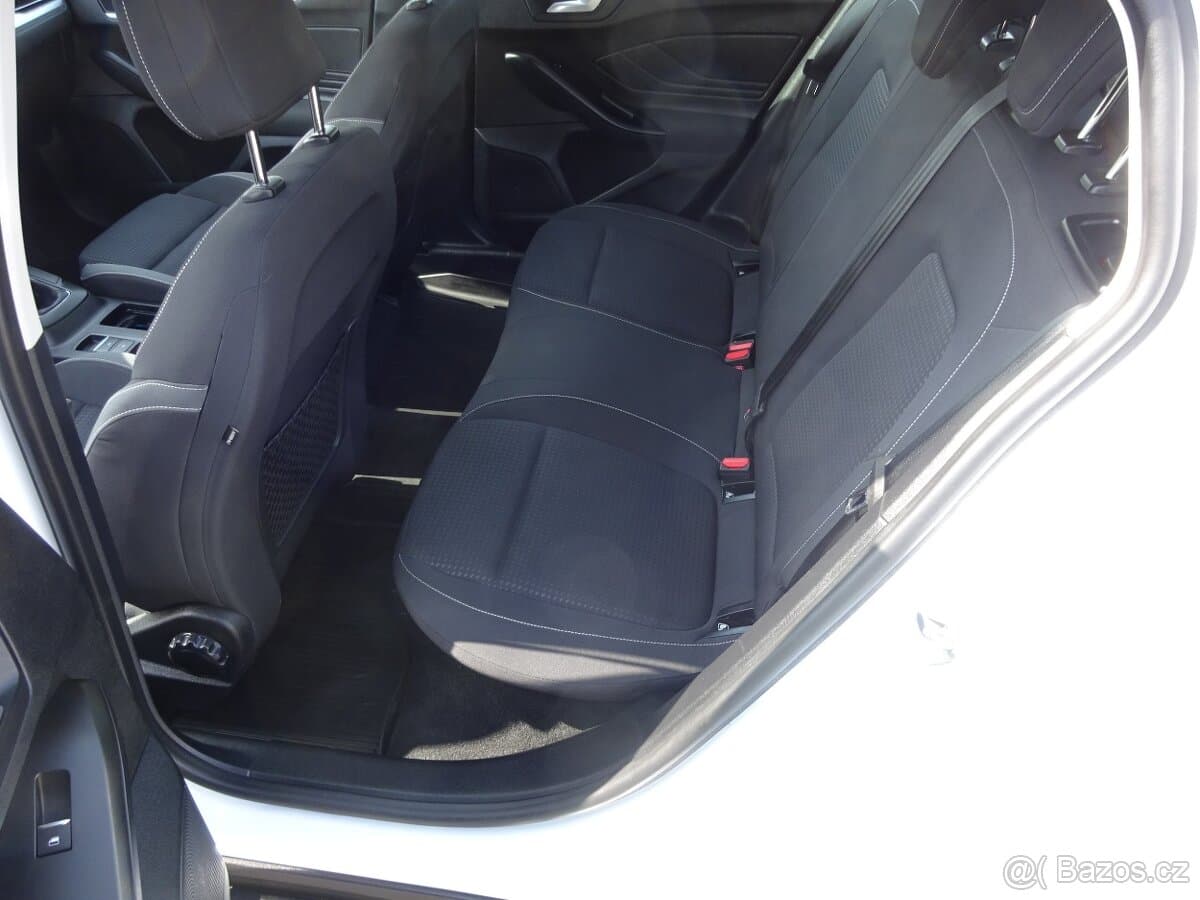 2018 Ford FOCUS - 14