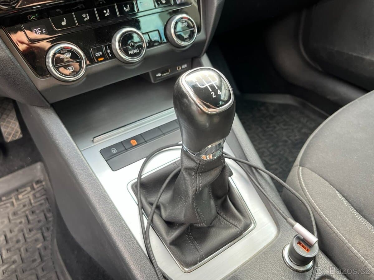 2017 Škoda OCTAVIA - 14