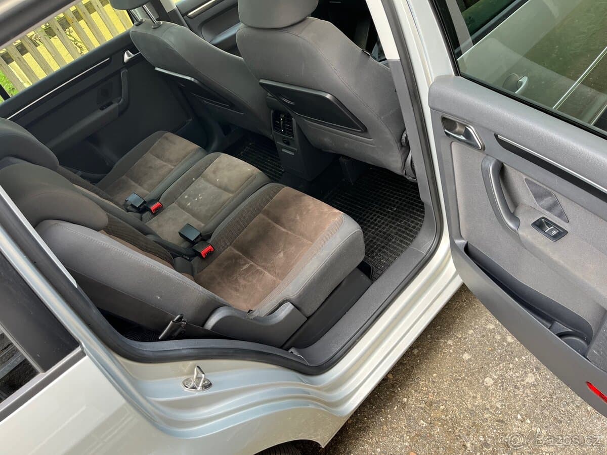 2011 Volkswagen TOURAN - 14