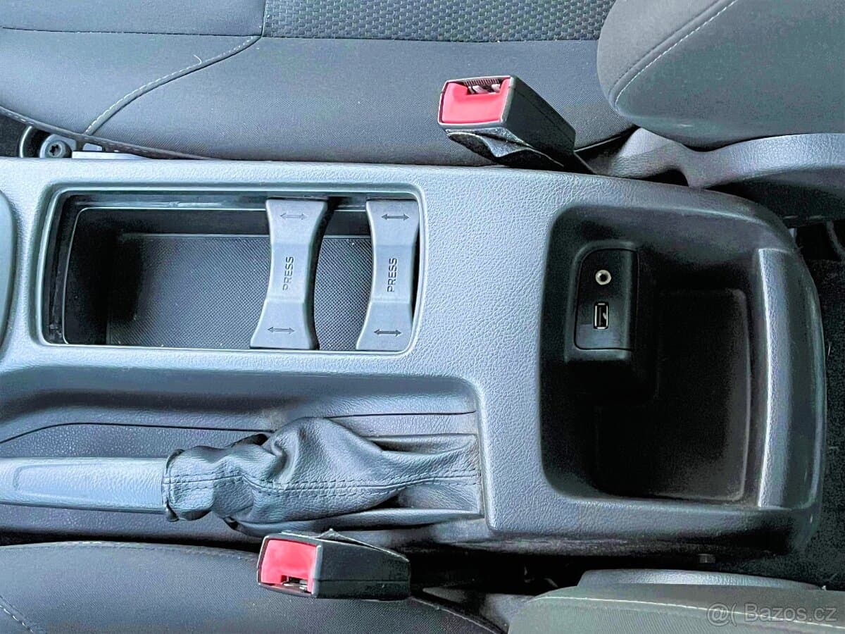 2015 Ford FOCUS - 14