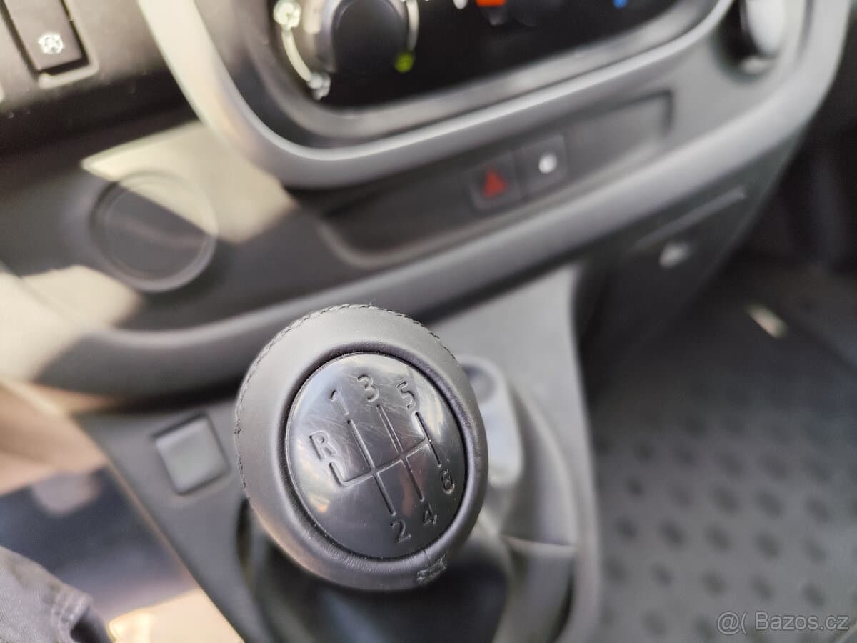 2016 Renault TRAFIC - 14