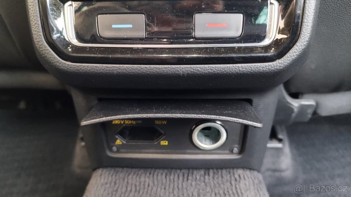 2017 Volkswagen PASSAT - 14