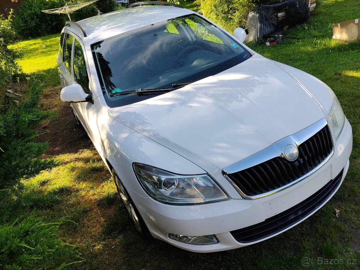 Škoda OCTAVIA - 14