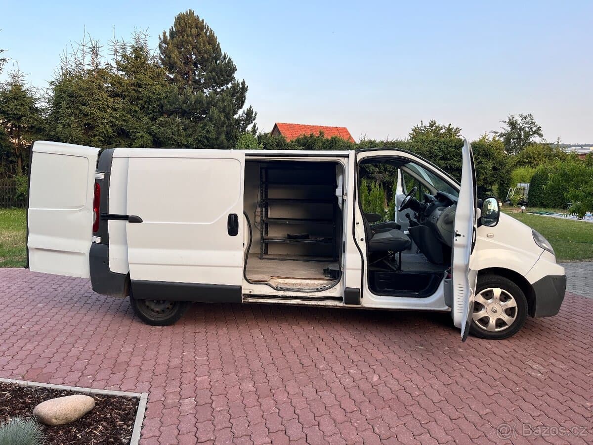 2013 Renault TRAFIC - 14