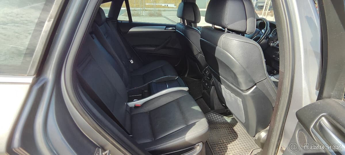 2010 BMW X6 - 14